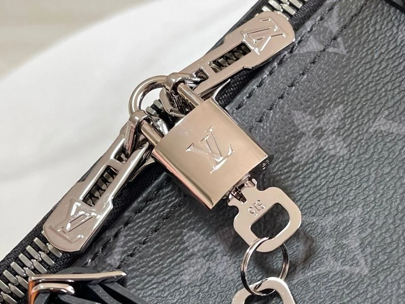 Louis Vuitton Travel Bags Classic 93899