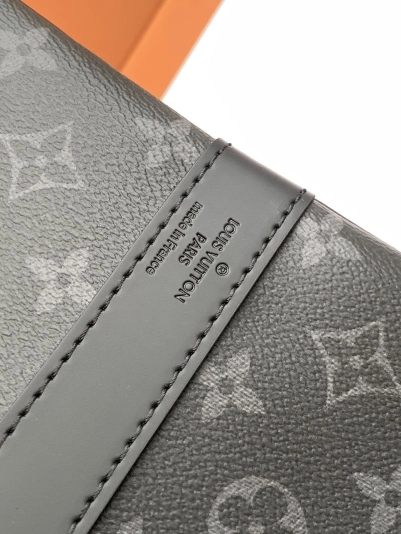 EyeCatching Louis Vuitton Travel Bags 93736