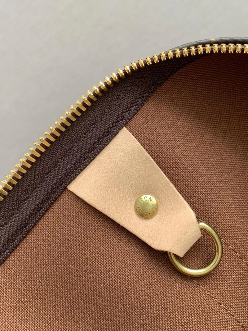 Louis Vuitton Travel Bags MultiPurpose 93398