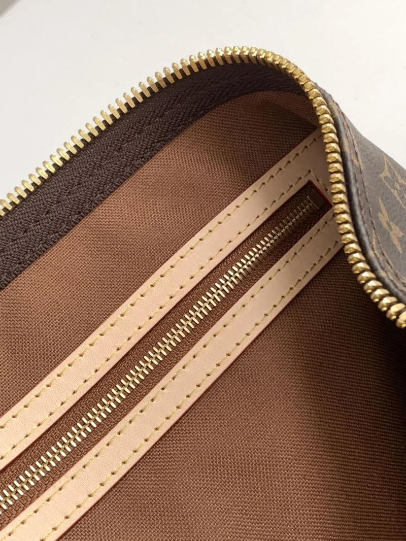 Thermal Louis Vuitton Travel Bags 93396