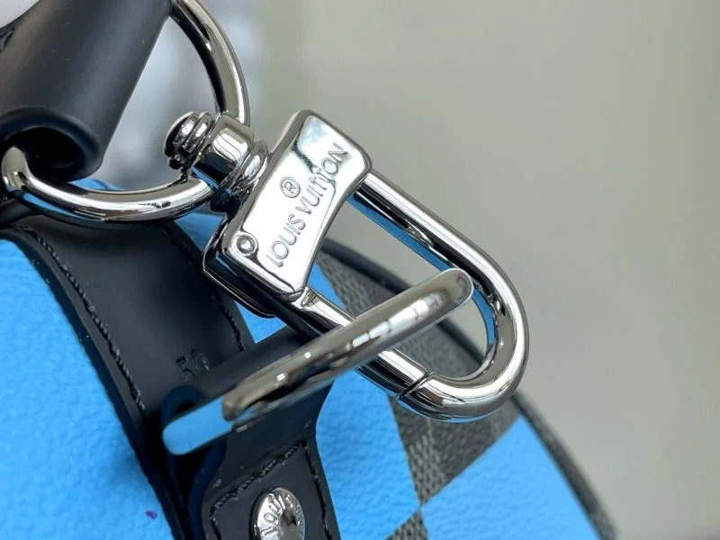ZeroBulk Louis Vuitton Travel Bags 42225