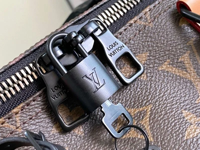Affordable Louis Vuitton Travel Bags 42230