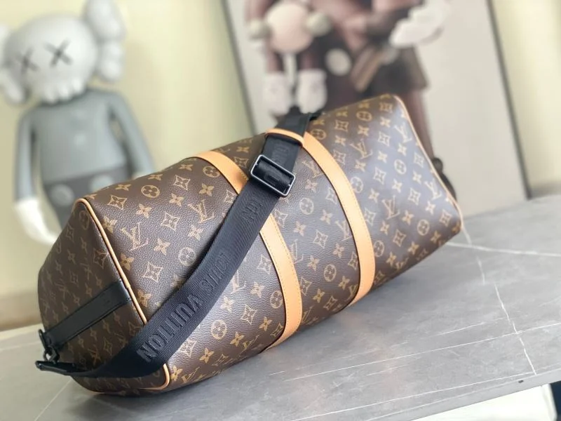 Functional Louis Vuitton Travel Bags 42224