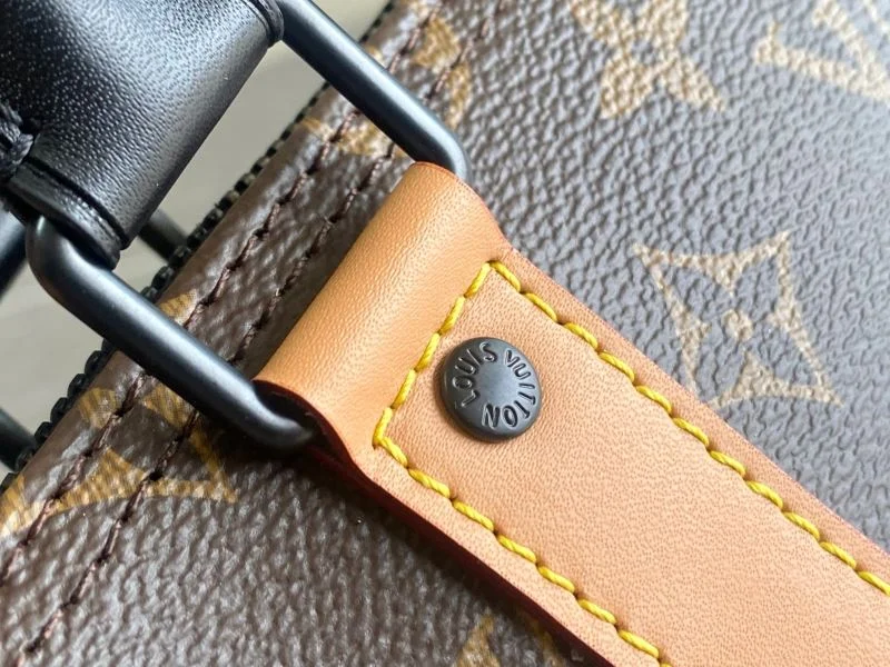 Functional Louis Vuitton Travel Bags 42224