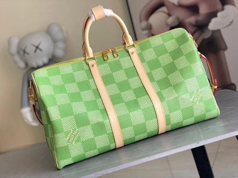 Sleek Louis Vuitton Travel Bags 42222