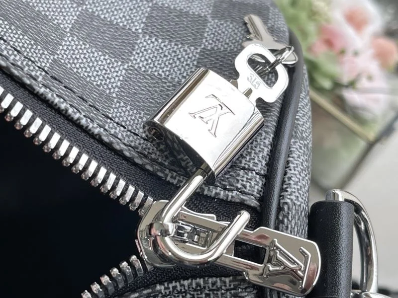 Louis Vuitton Travel Bags OdorResistant 42219