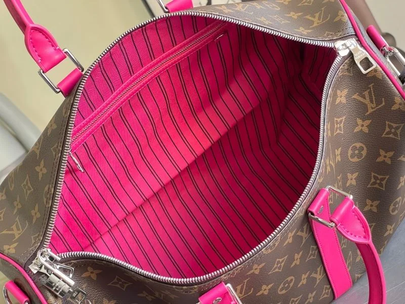 HighPerformance Louis Vuitton Travel Bags 42213