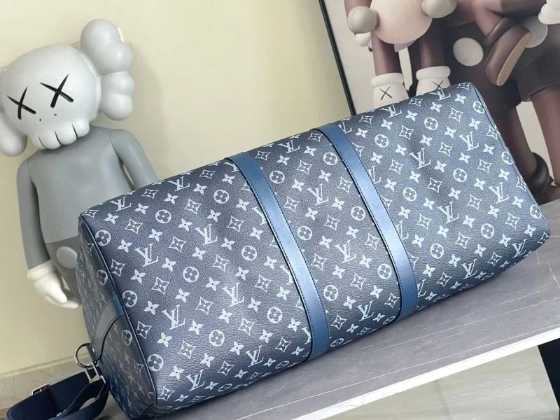 Louis Vuitton Travel Bags Comfortable 42231