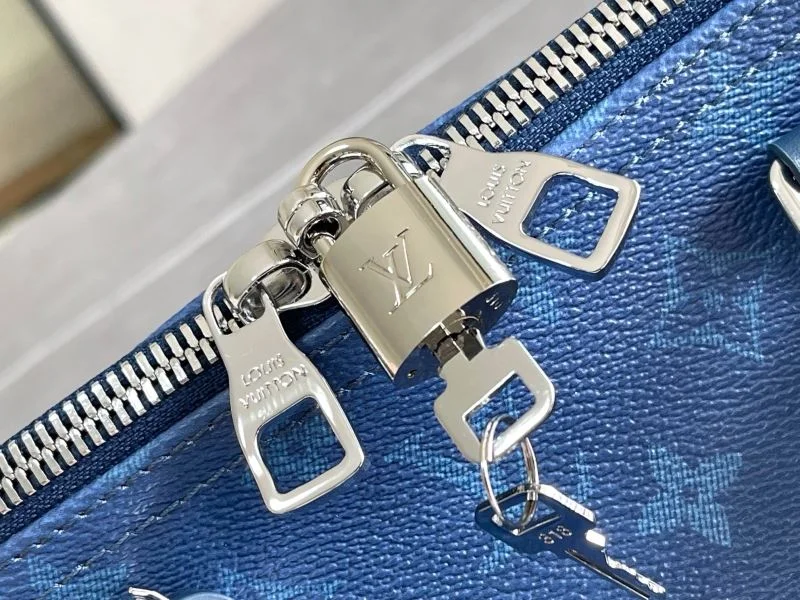 Louis Vuitton Travel Bags Comfortable 42231