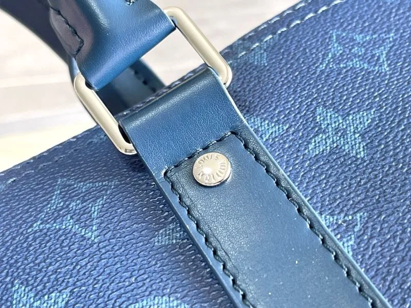 Louis Vuitton Travel Bags Comfortable 42231