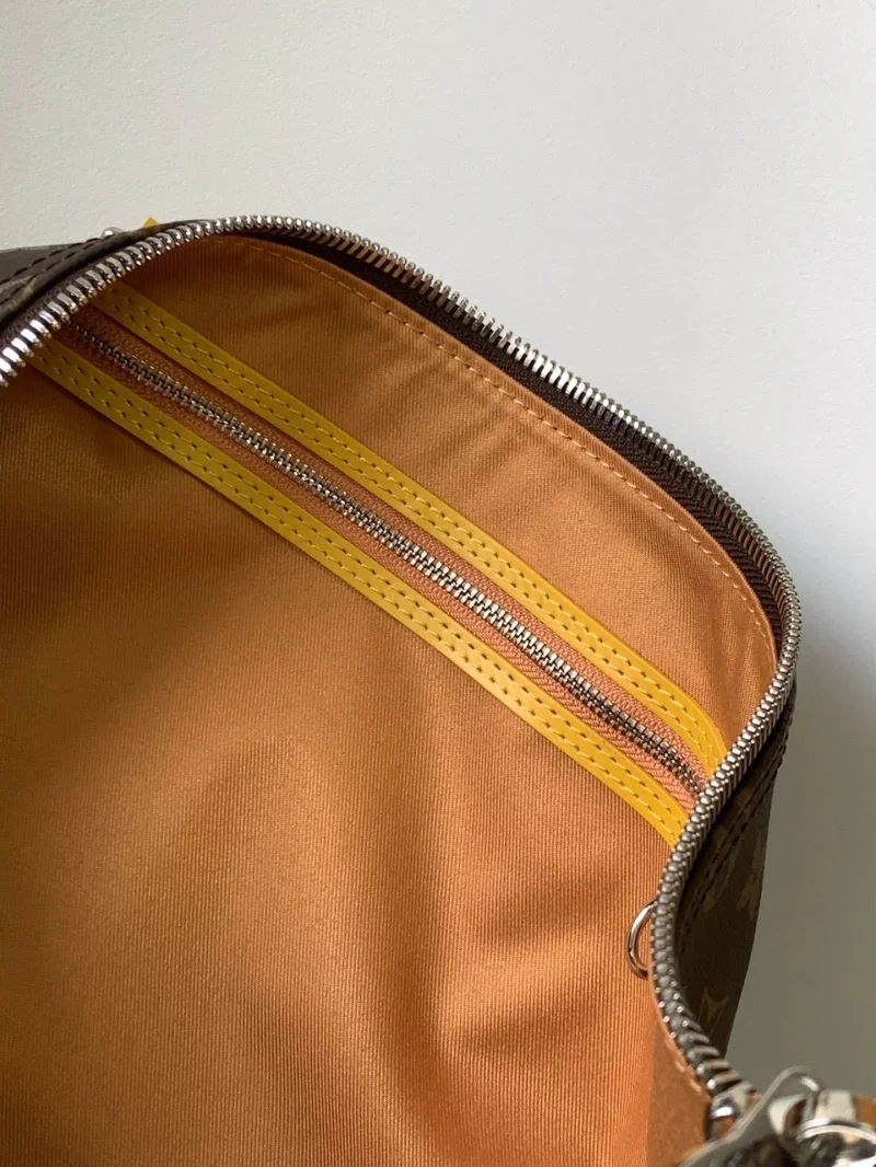 SportInspired Louis Vuitton Travel Bags 42189