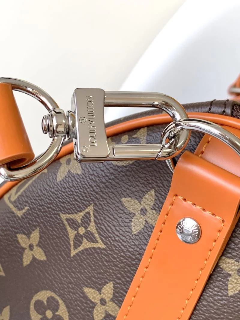 Louis Vuitton Travel Bags EyeCatching 42286