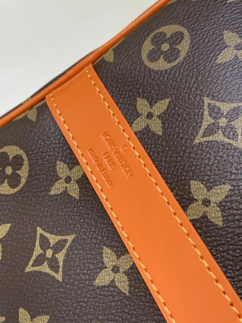 Louis Vuitton Travel Bags EyeCatching 42286