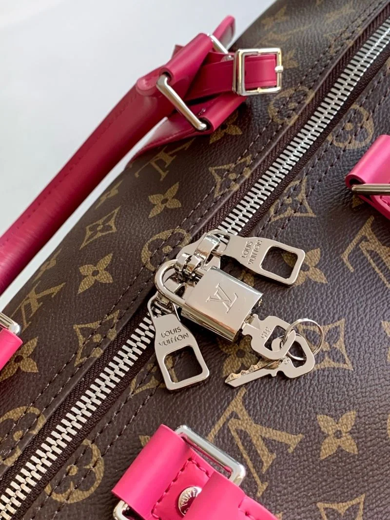WellDesigned Louis Vuitton Travel Bags 42238