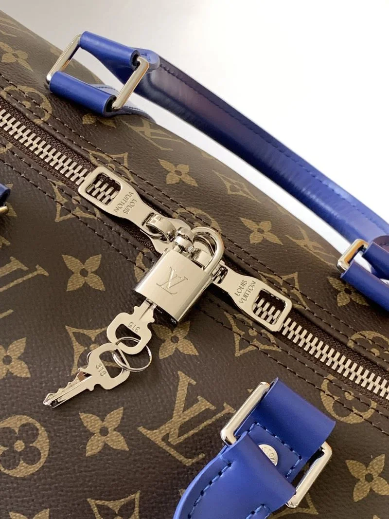 Unisex Louis Vuitton Travel Bags 42188
