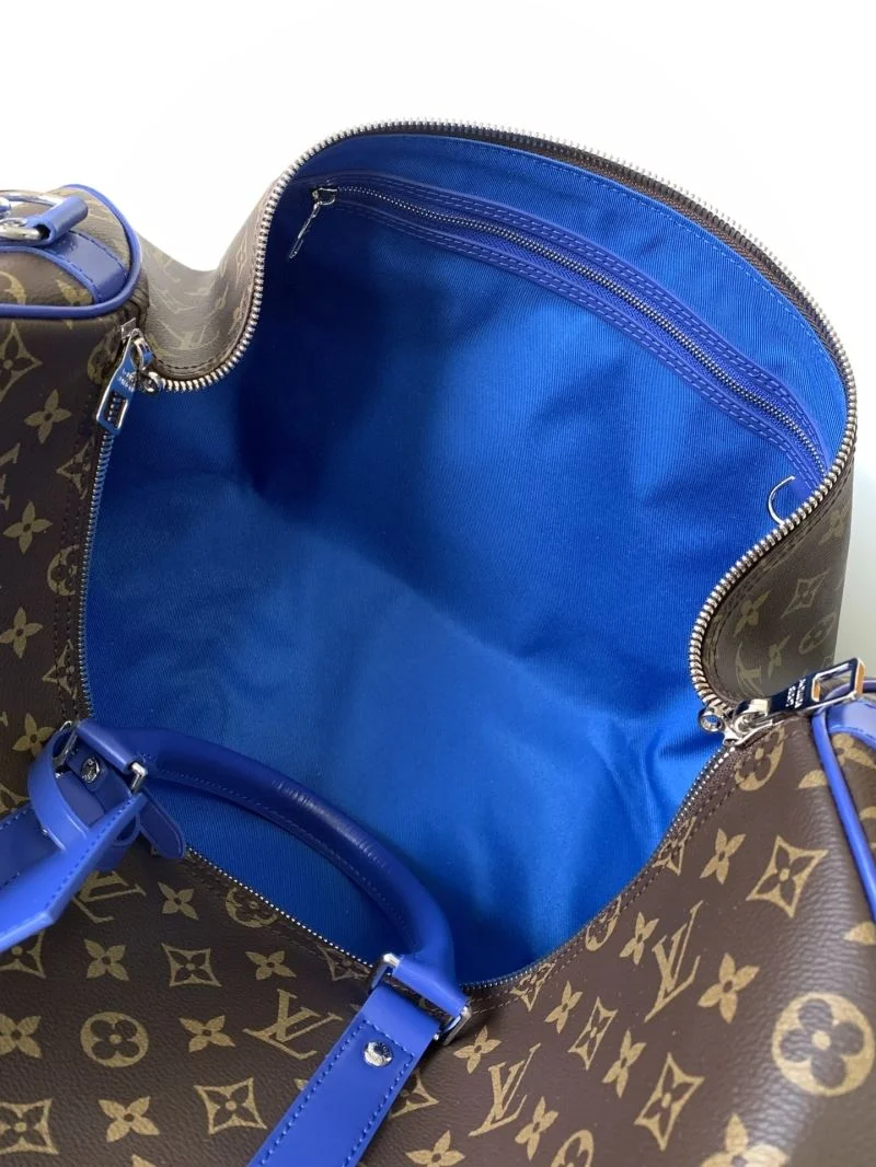 Unisex Louis Vuitton Travel Bags 42188