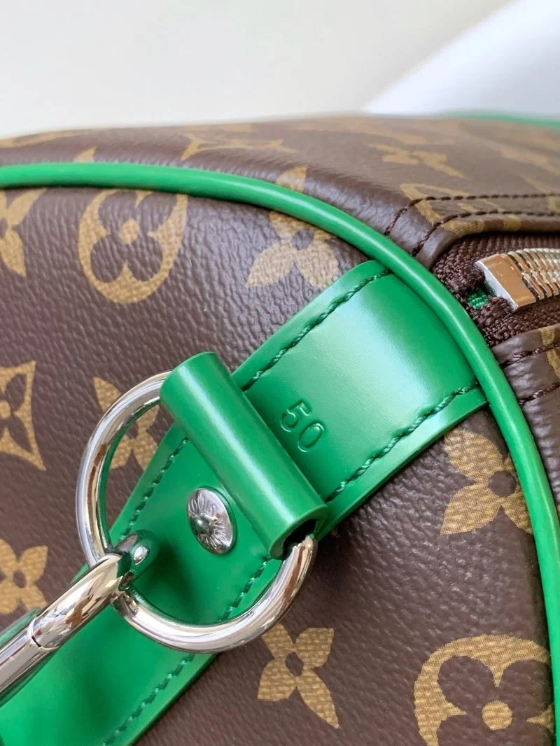 Thermal Louis Vuitton Travel Bags 42186