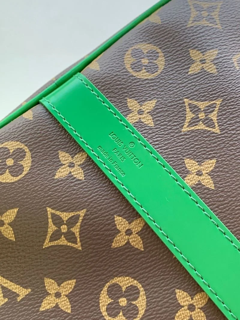 Thermal Louis Vuitton Travel Bags 42186