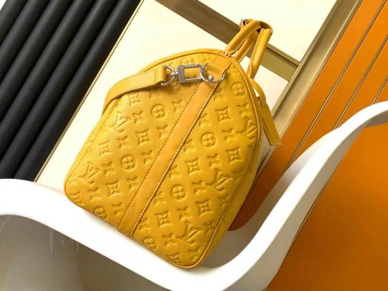 Louis Vuitton Travel Bags Breathable 42223