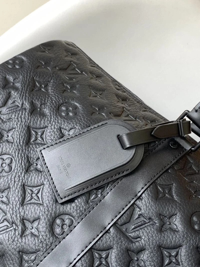 Lightweight Louis Vuitton Travel Bags 42179
