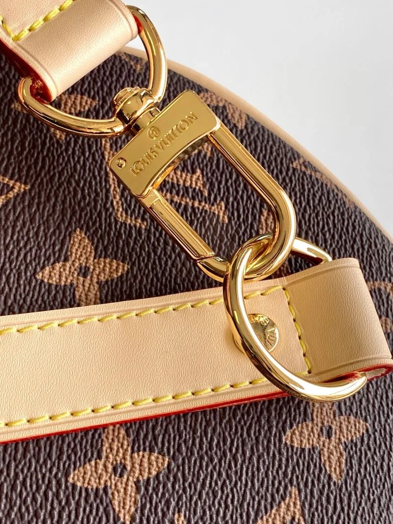Louis Vuitton Travel Bags Lightweight 42172