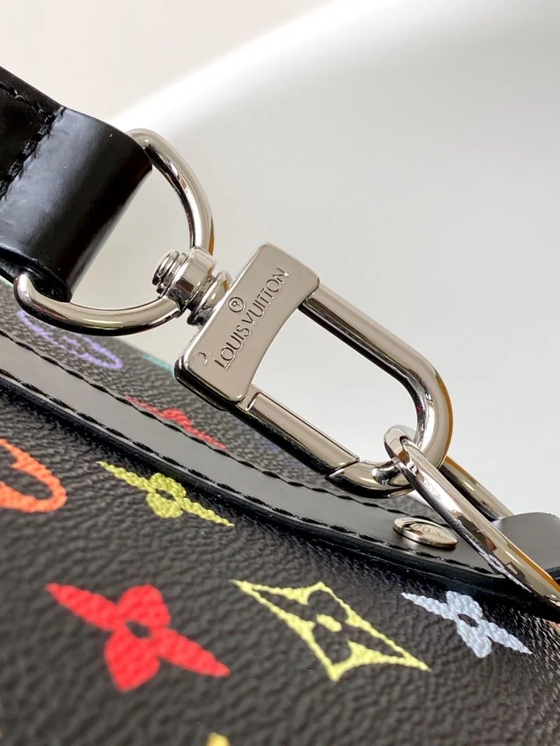 OdorResistant Louis Vuitton Travel Bags 42171