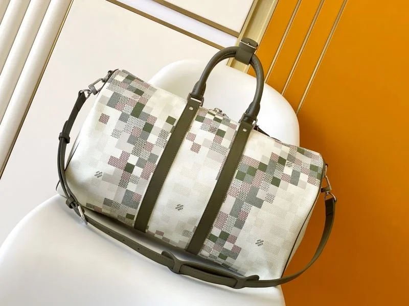 Louis Vuitton Travel Bags Cozy 42215