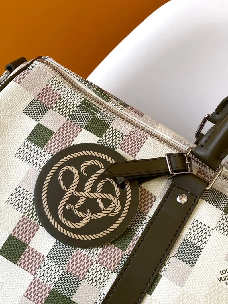 Louis Vuitton Travel Bags Cozy 42215