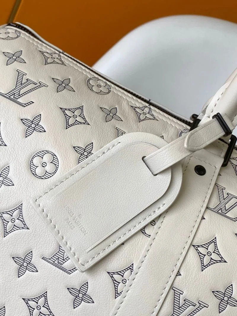 Affordable Louis Vuitton Travel Bags 42210