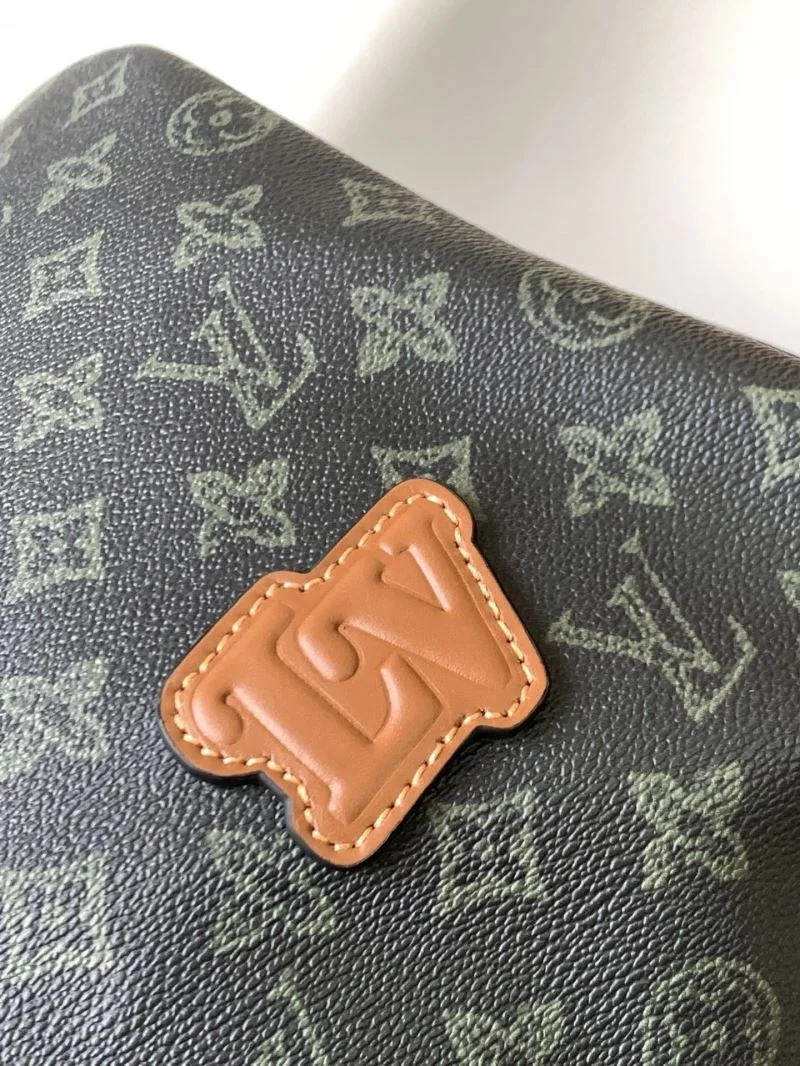 Neat Louis Vuitton Travel Bags 42169