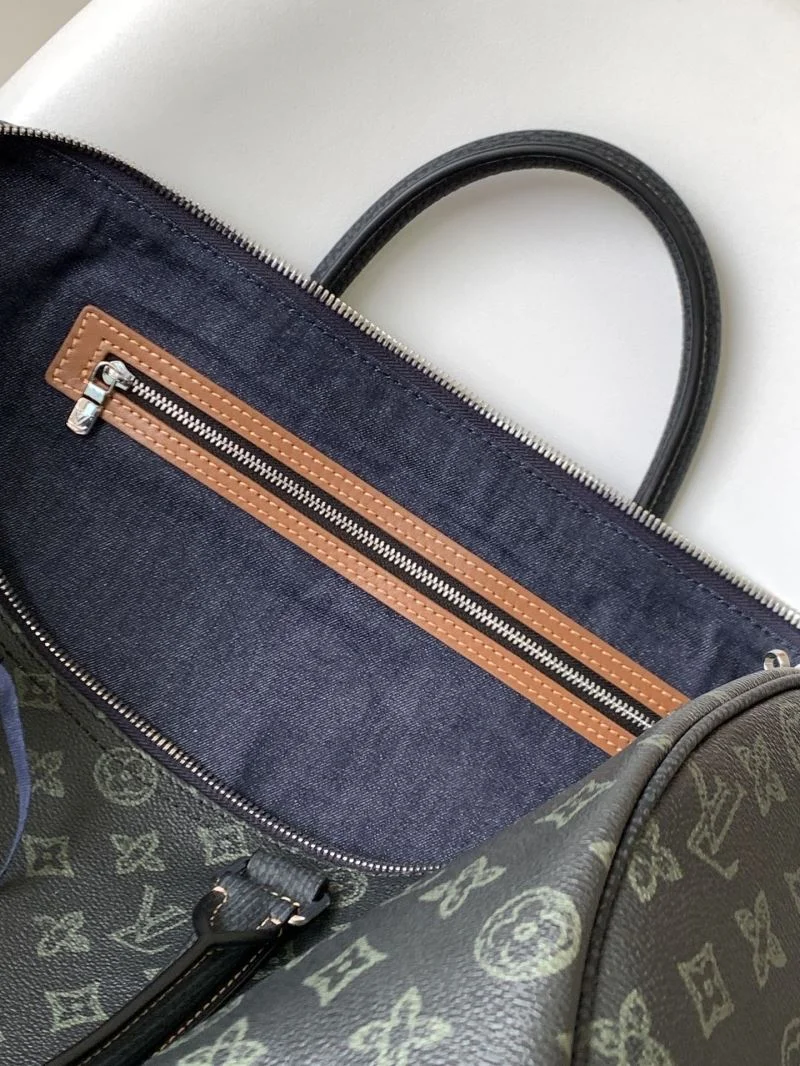 Neat Louis Vuitton Travel Bags 42169