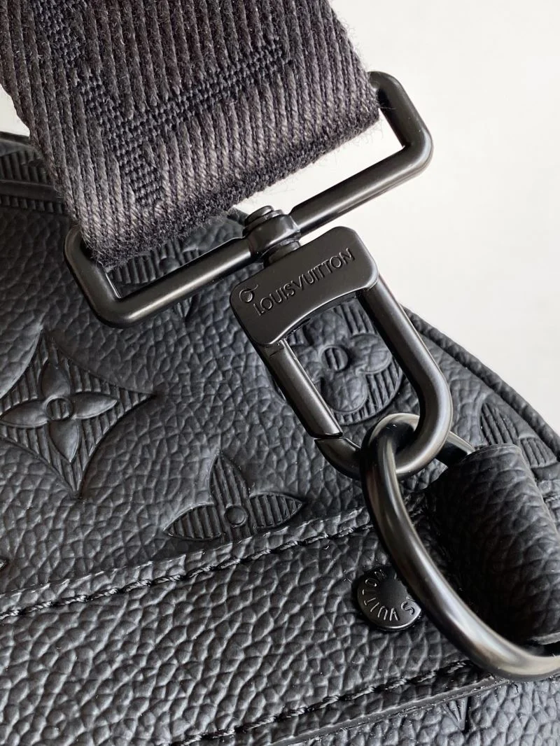 Louis Vuitton Travel Bags Unisex 42212