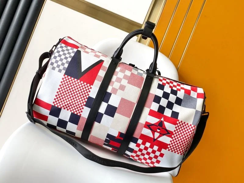 Lightweight Louis Vuitton Travel Bags 42161