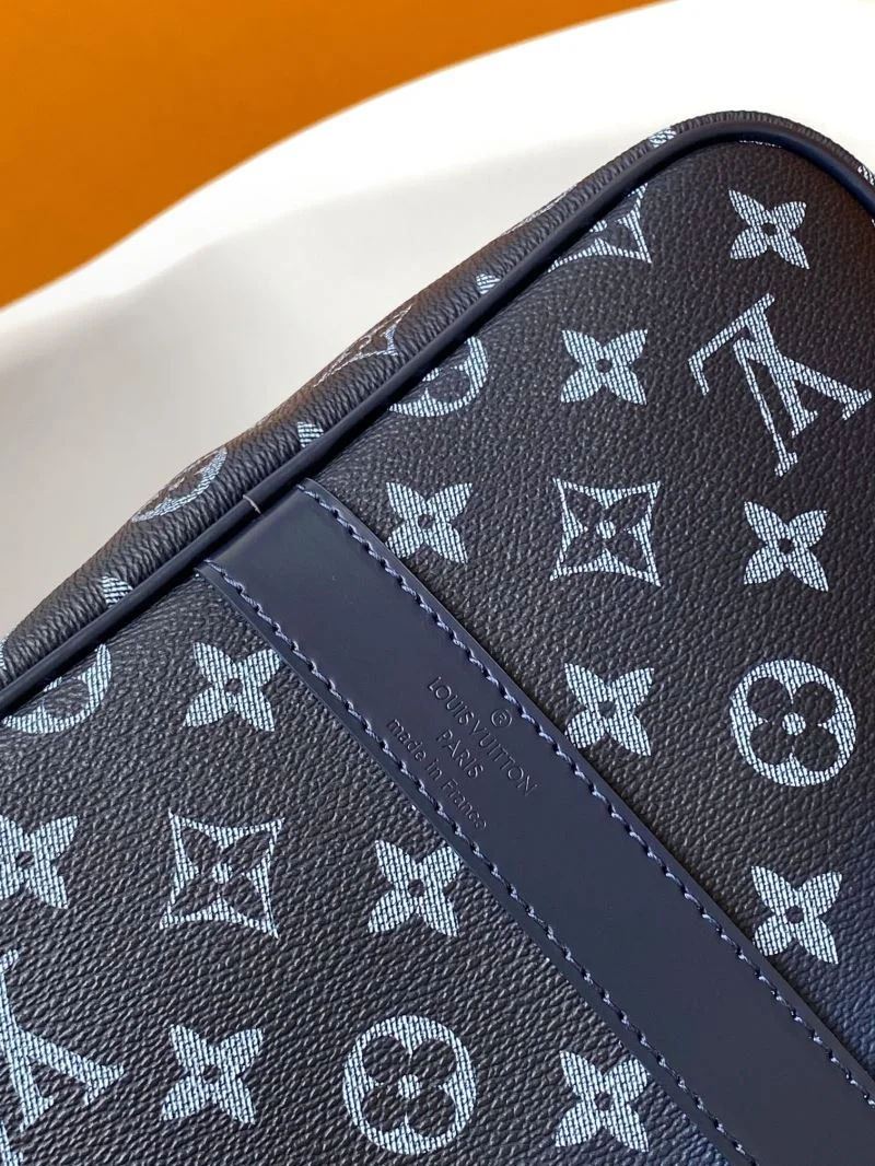Louis Vuitton Travel Bags Comfortable 42167