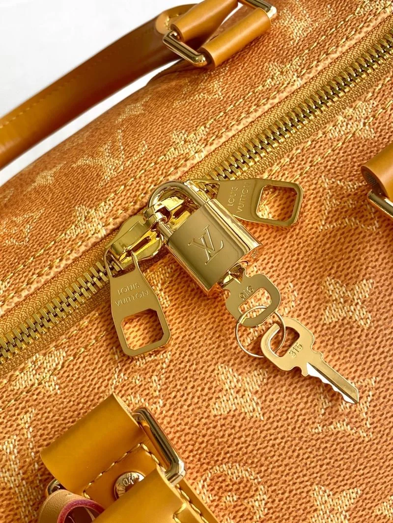 Louis Vuitton Travel Bags Versatile 42159