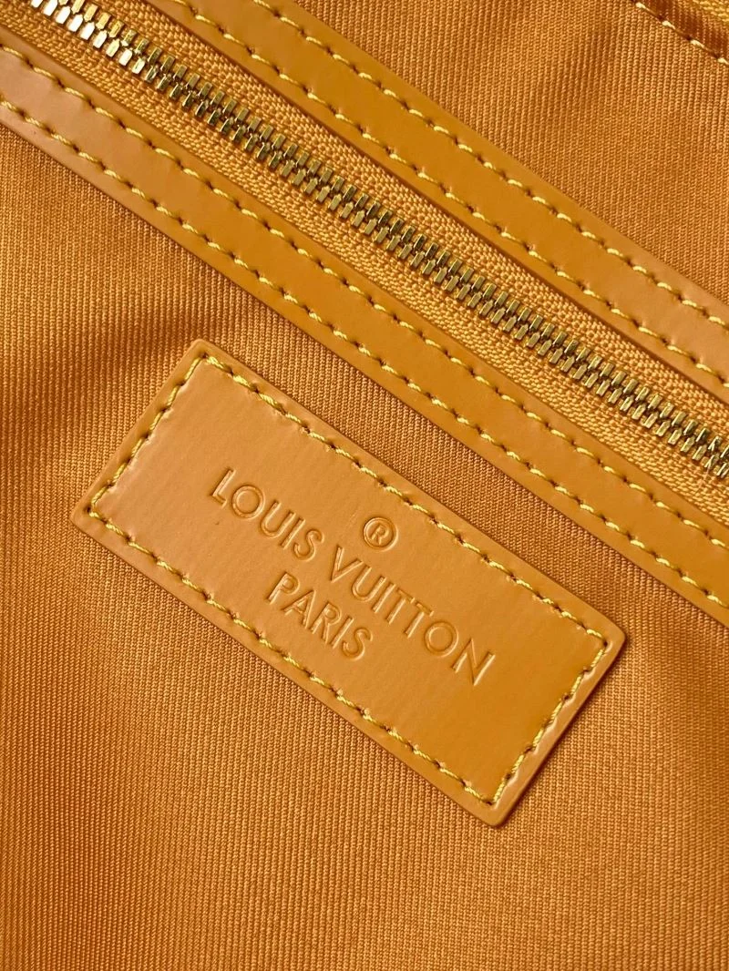 Louis Vuitton Travel Bags Versatile 42159