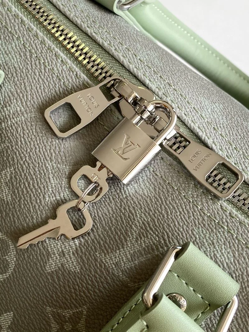 SoftTouch Louis Vuitton Travel Bags 42196