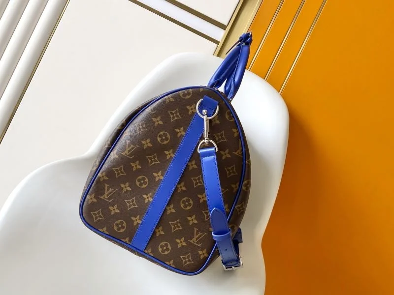 Lightweight Louis Vuitton Travel Bags 42181