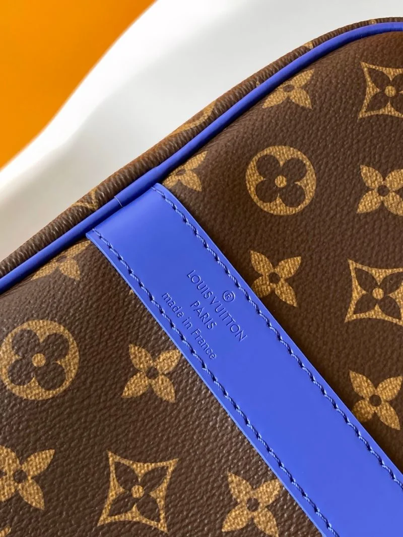 Lightweight Louis Vuitton Travel Bags 42181