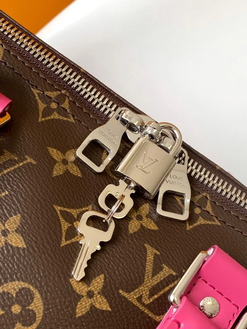 Louis Vuitton Travel Bags StreetReady 42150