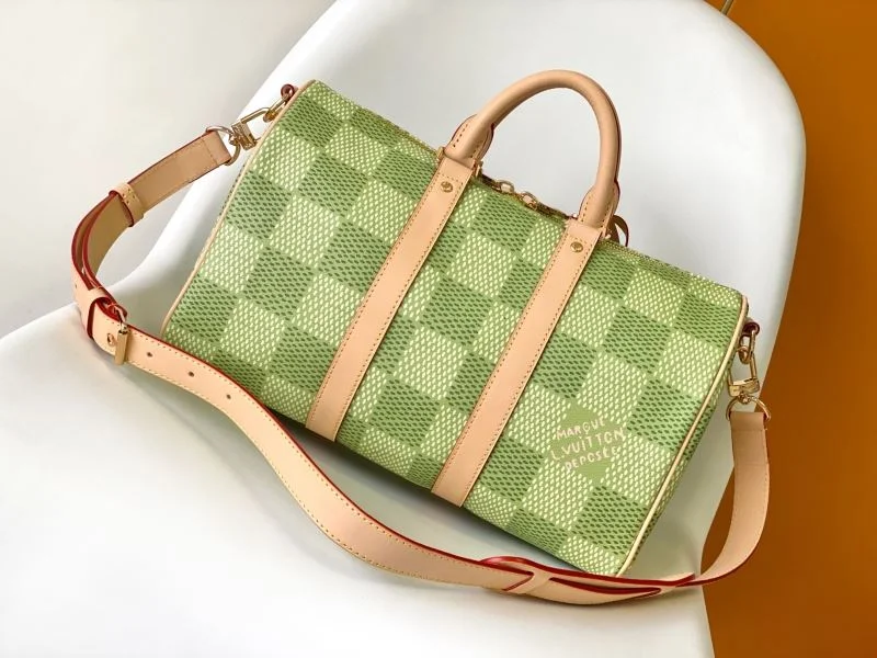 Compact Louis Vuitton Travel Bags 42149