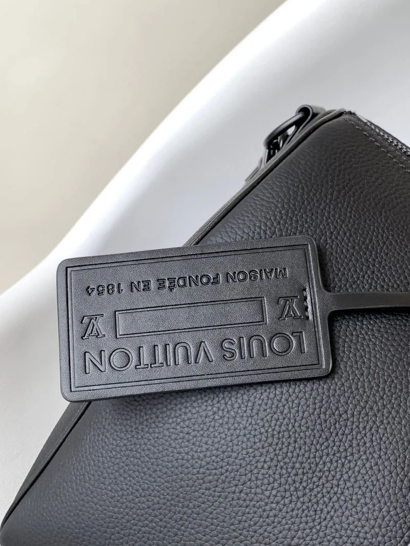 Versatile Louis Vuitton Travel Bags 42143