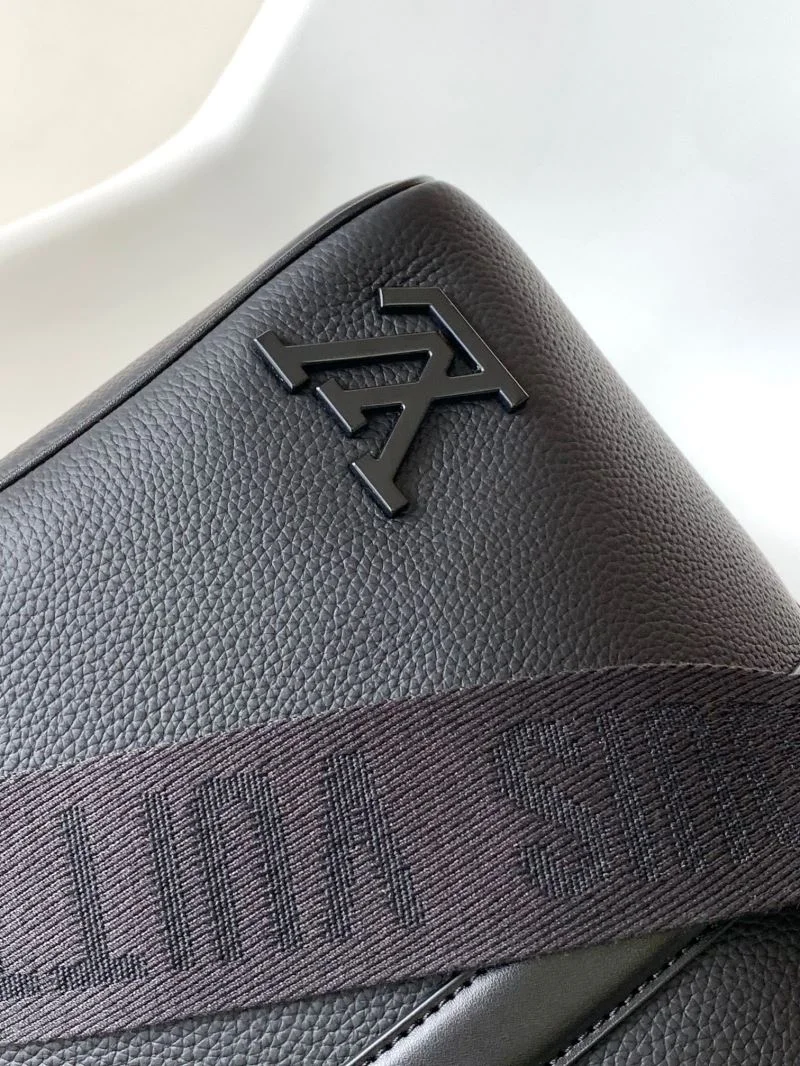 Versatile Louis Vuitton Travel Bags 42143