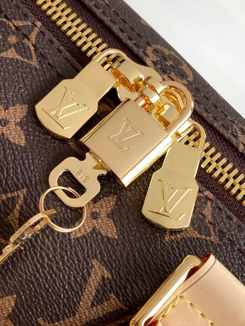 Louis Vuitton Travel Bags Comfortable 42144