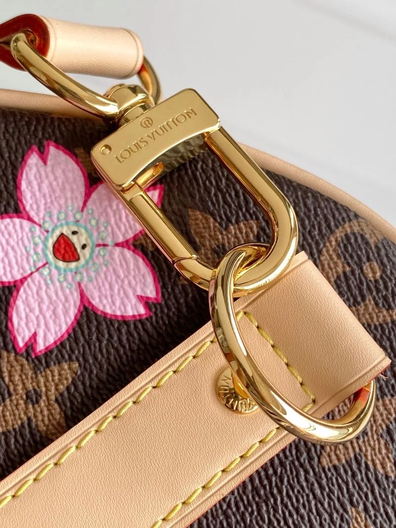 Louis Vuitton Travel Bags Comfortable 42144