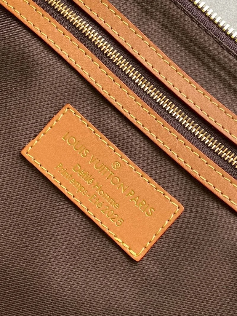 GoodFit Louis Vuitton Travel Bags 42135