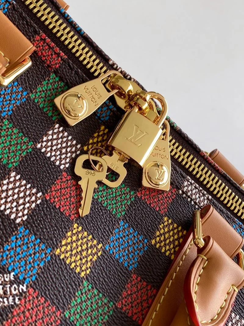 GoodFit Louis Vuitton Travel Bags 42135