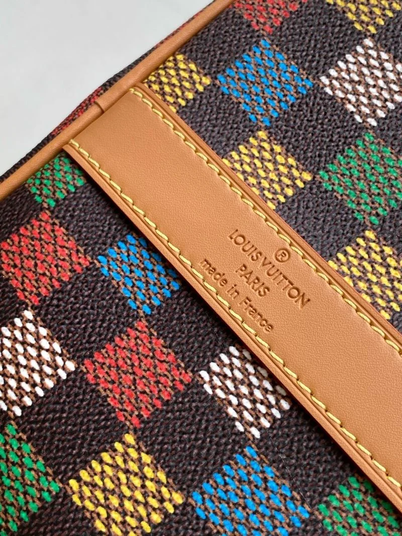 GoodFit Louis Vuitton Travel Bags 42135