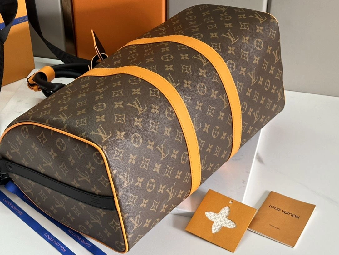Contemporary Louis Vuitton Travel Bags 91786