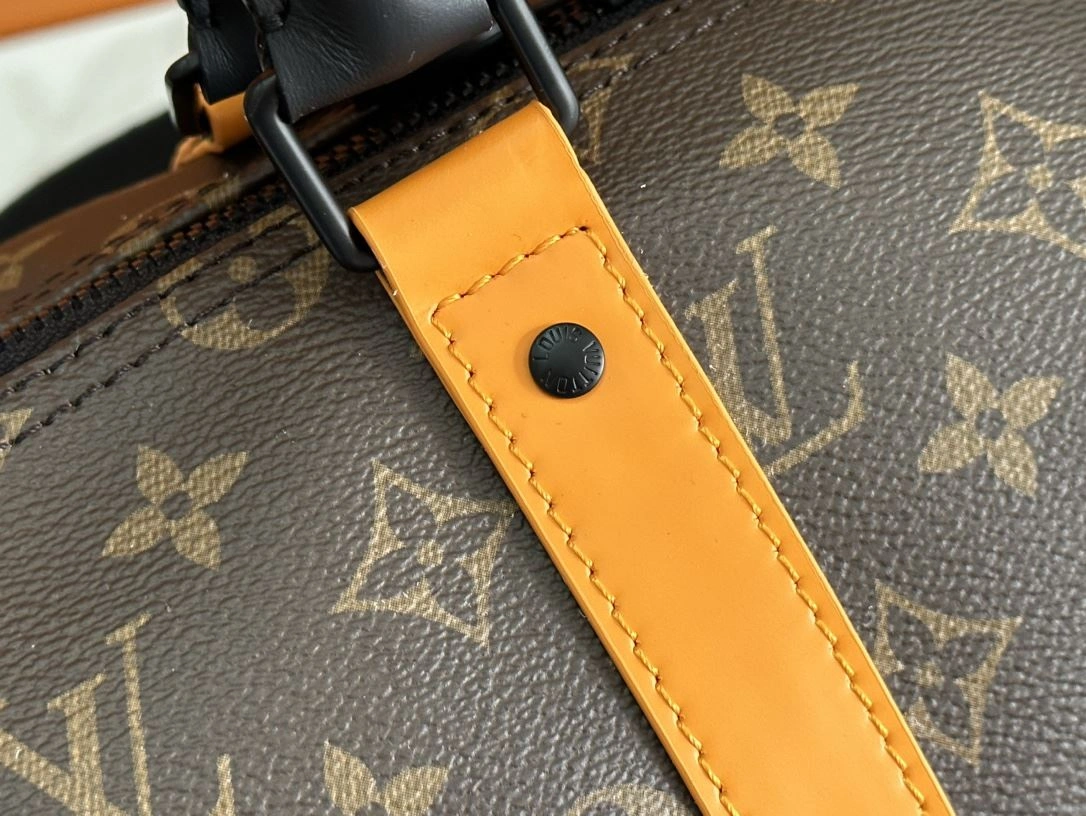 Contemporary Louis Vuitton Travel Bags 91786